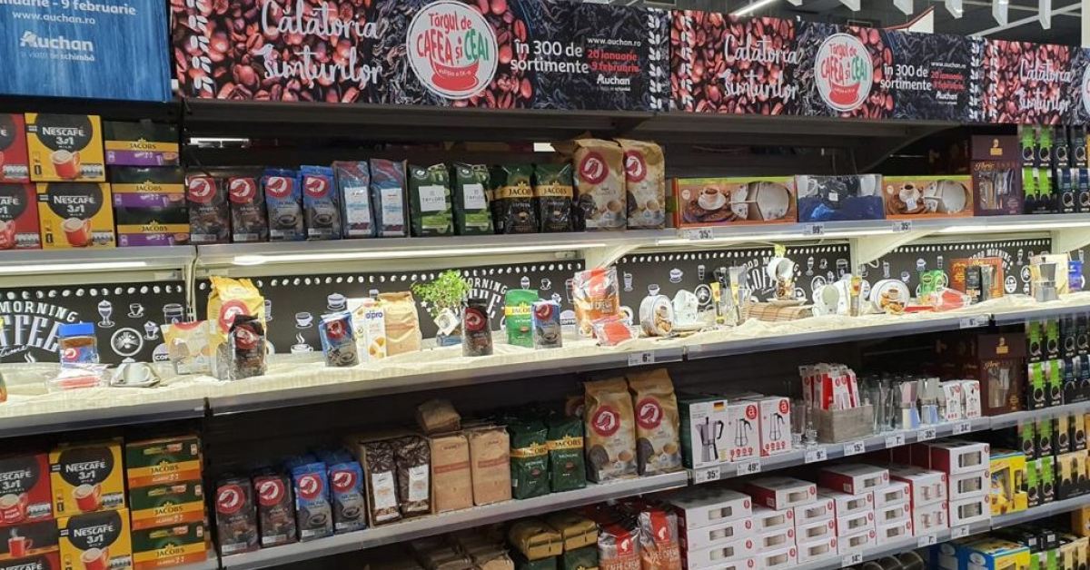 Auchan, târg de cafea și ceai cu peste 350 de articole la raft și online 