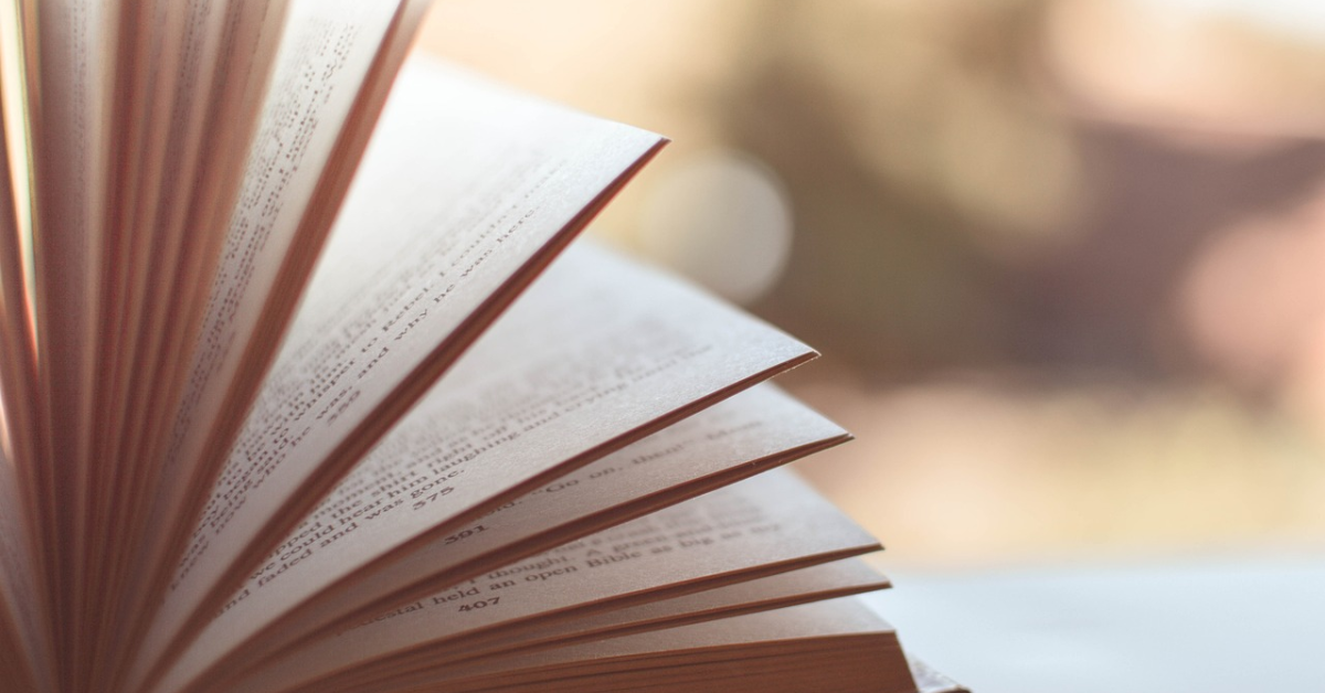 TikTok setează trendurile. 7 din 10 cărți în limba engleză sunt propulsate de BookTok