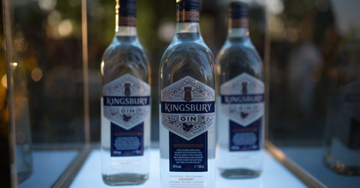 Alexandrion lansează Kingsbury London Dry Gin, simultan pe piaţa din România şi la nivel internaţional