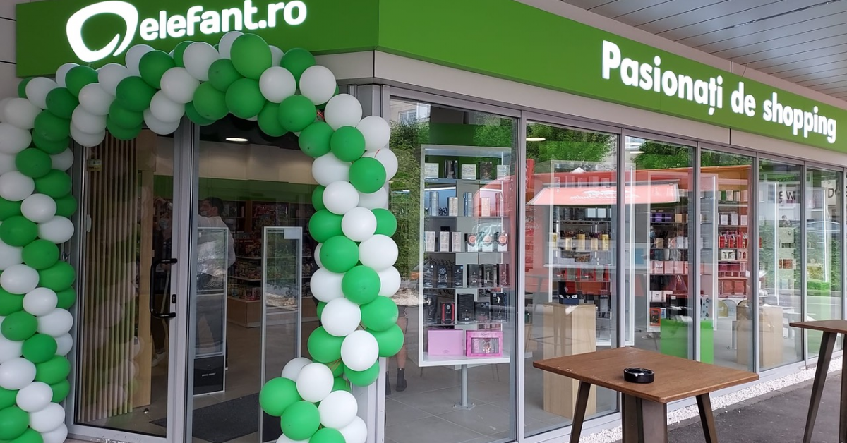 evoMAG va comercializa peste 3.500 de produse aflate în oferta sa pe elefant.ro