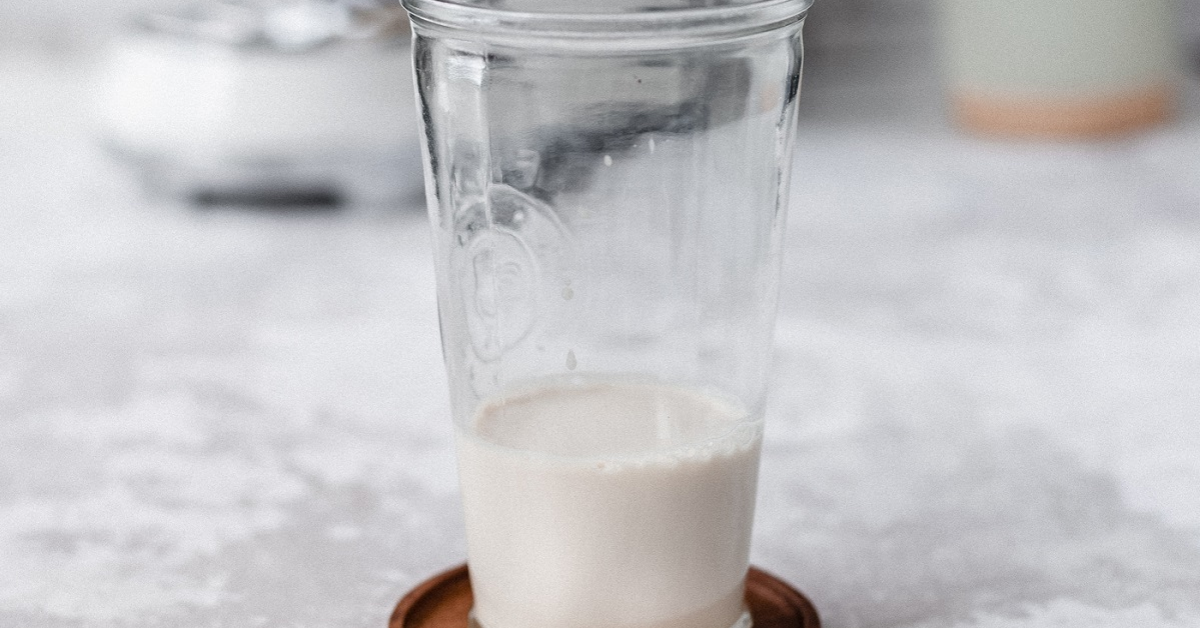 Lactatele vegetale pot folosi în denumire termeni precum „lapte”, „unt”, „brânză” și „iaurt”