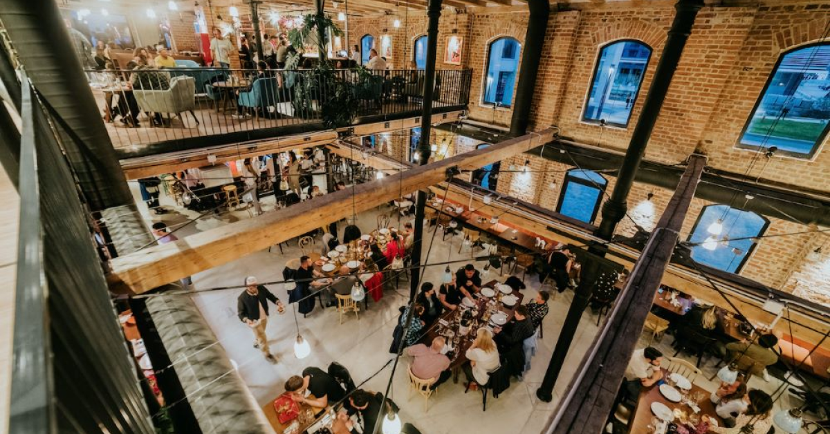 Grupul Flavours, din care fac parte restaurantele Stradale și Bruto, va deschide 10 locații noi cu 2 milioane de euro
