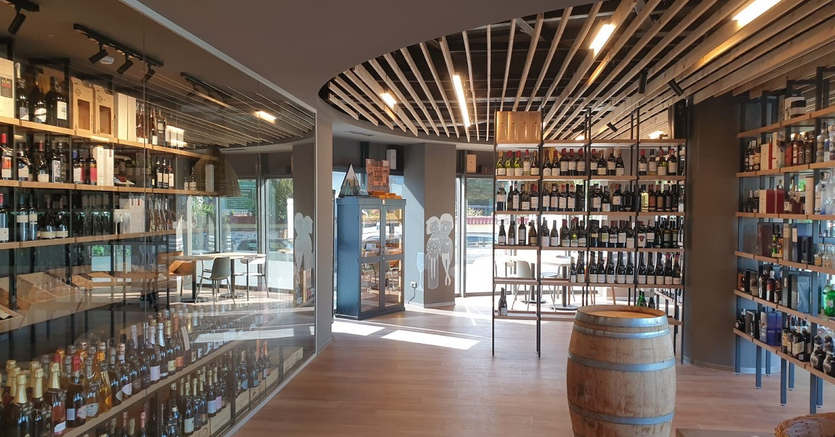 INdiVINO, pariu de 50.000 de euro pe un magazin cu specialități de la producători din Transilvania