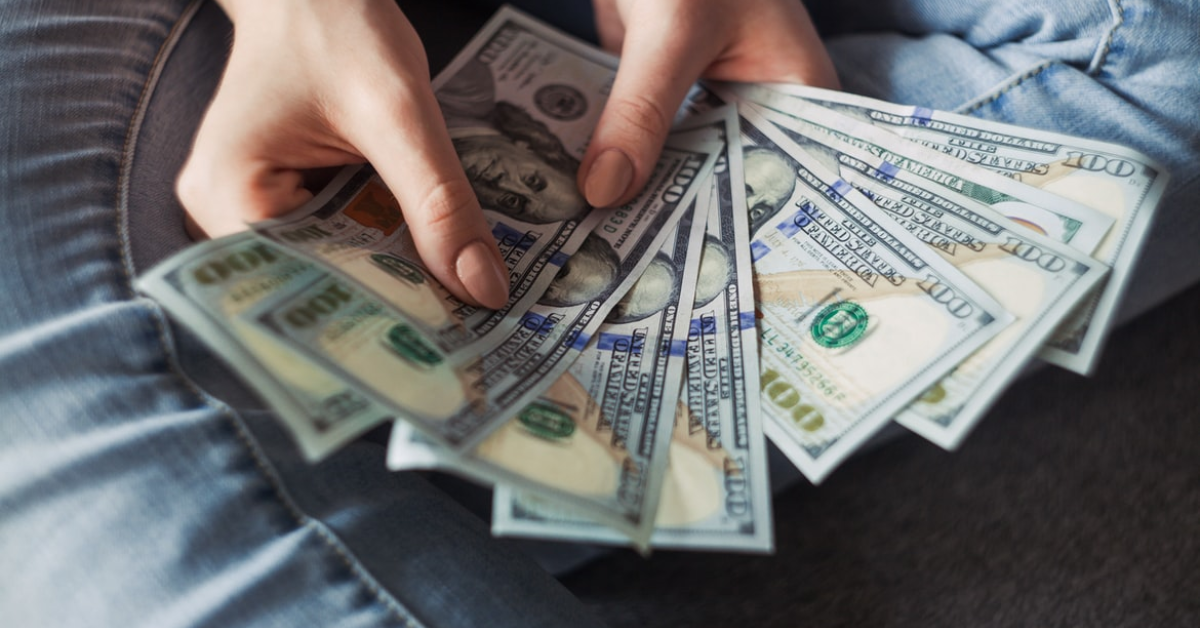 eJobs: 81% dintre companii au în plan majorări salariale în 2022. Tinerii sunt printre cei mai căutați candidați