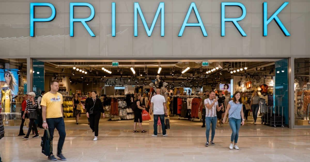 Primark, care intră anul acesta în România, va crește prețurile produselor din toamnă 