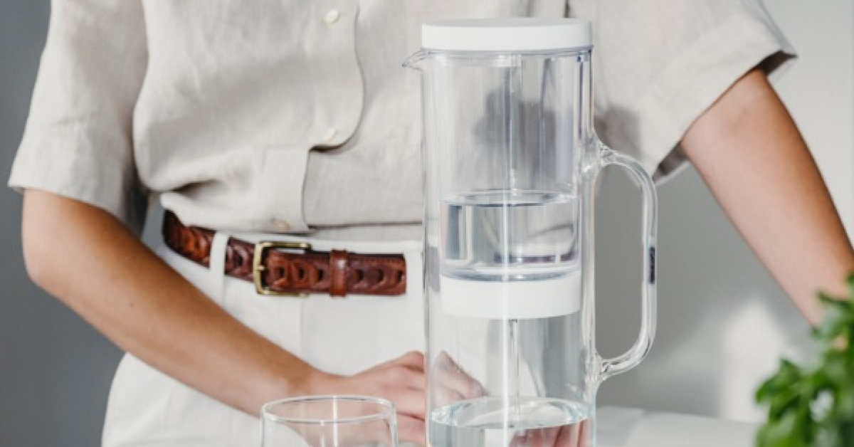 Waterdrop lansează carafa filtrantă Lucy Clarity