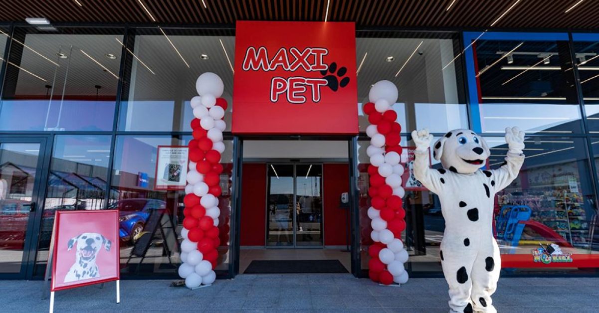 Maxi Pet deschide al treilea hipermarket din București
