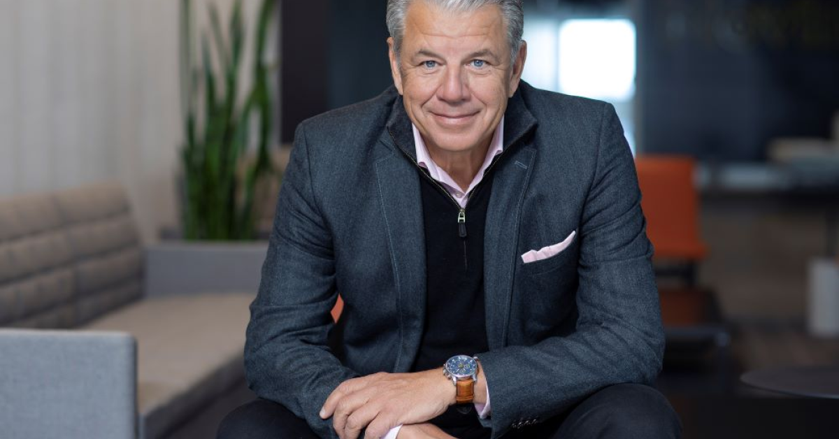 Hikmet Ersek, fostul CEO al Western Union, intră în echipa Waterdrop. Ce poziție va ocupa acesta