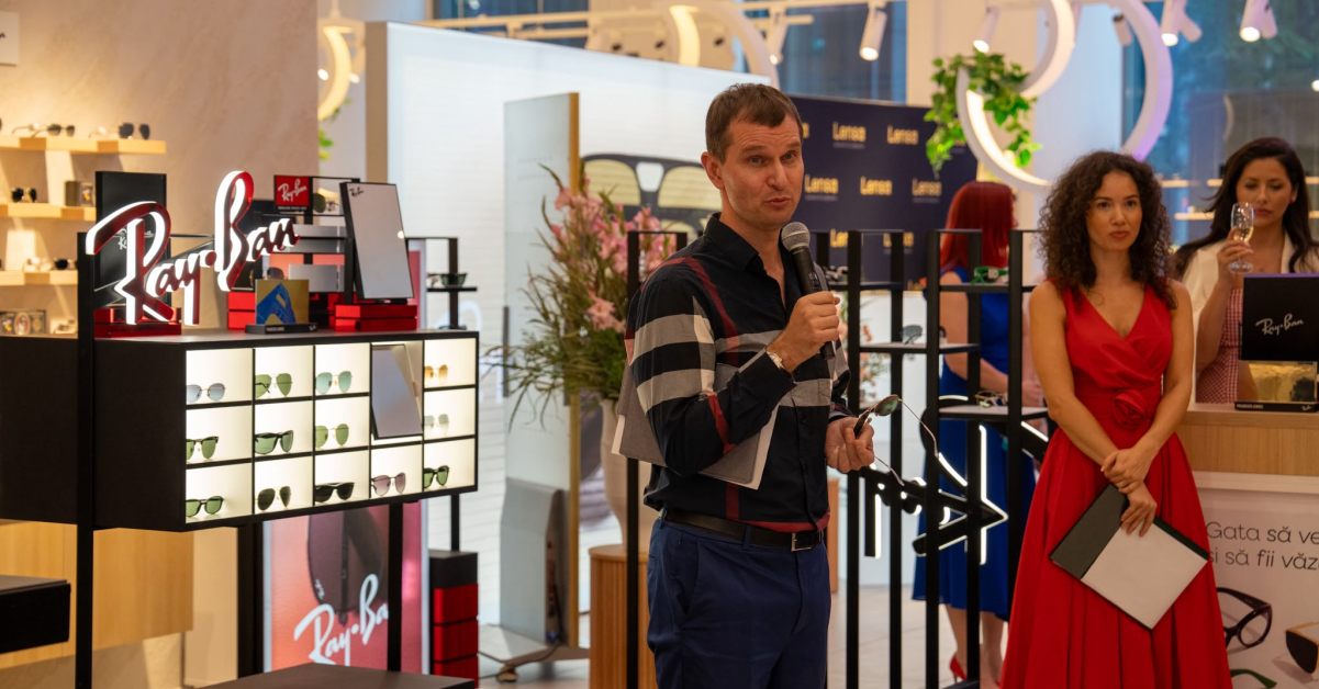 Lensa vrea să transforme magazinele de optică în destinații de lifestyle