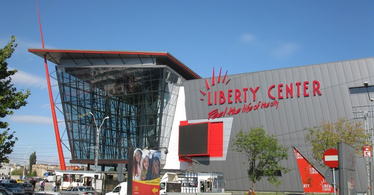 Liberty Center extinde portofoliul de magazine cu un supermarket Auchan