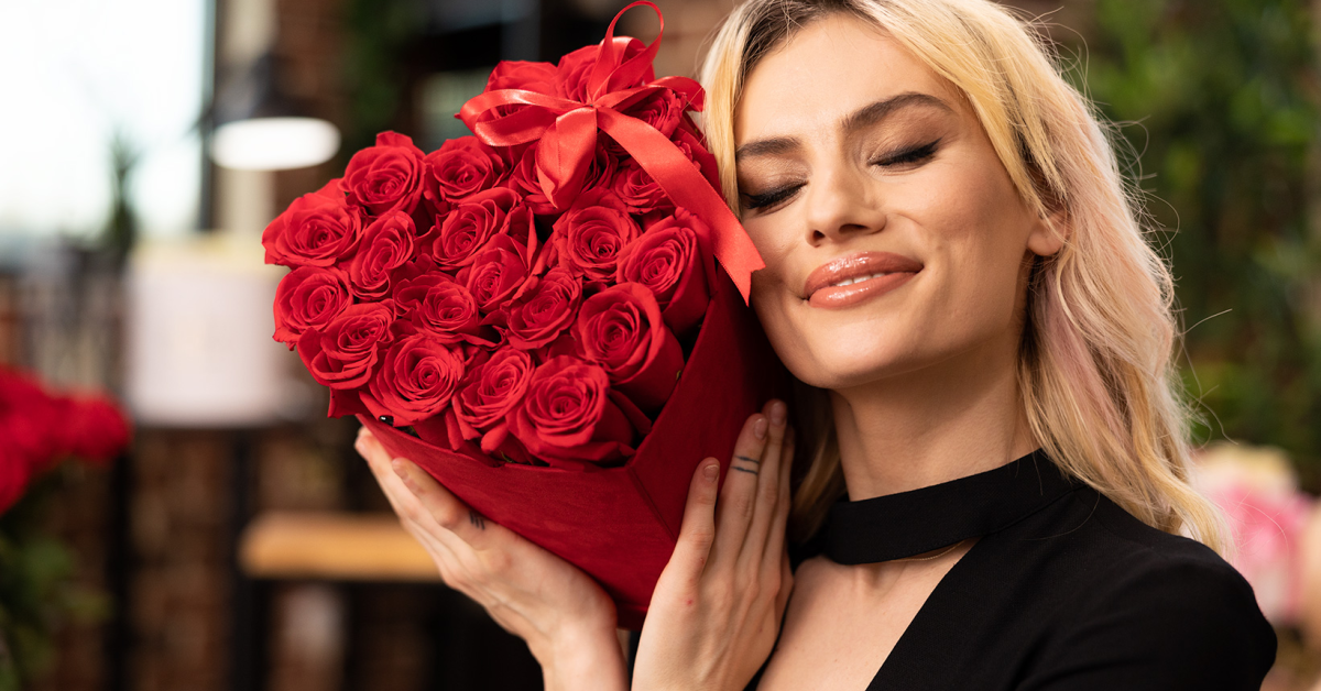 FlorideLux lansează o nouă colecție de Valentine`s Day și estimează vânzări de 70.000 euro. Cât costă un buchet din noua colecție