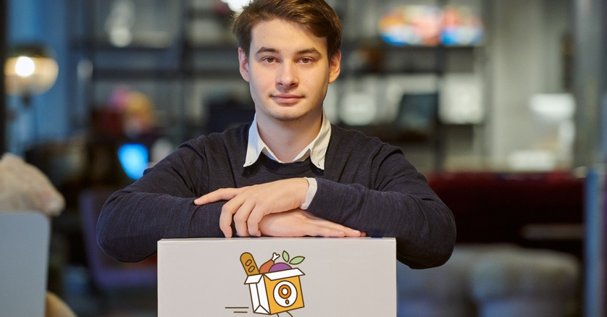 Doi studenți au lansat EasyBitez.ro, un asistent digital pentru gătit, cu o investiție de 5.000 de euro