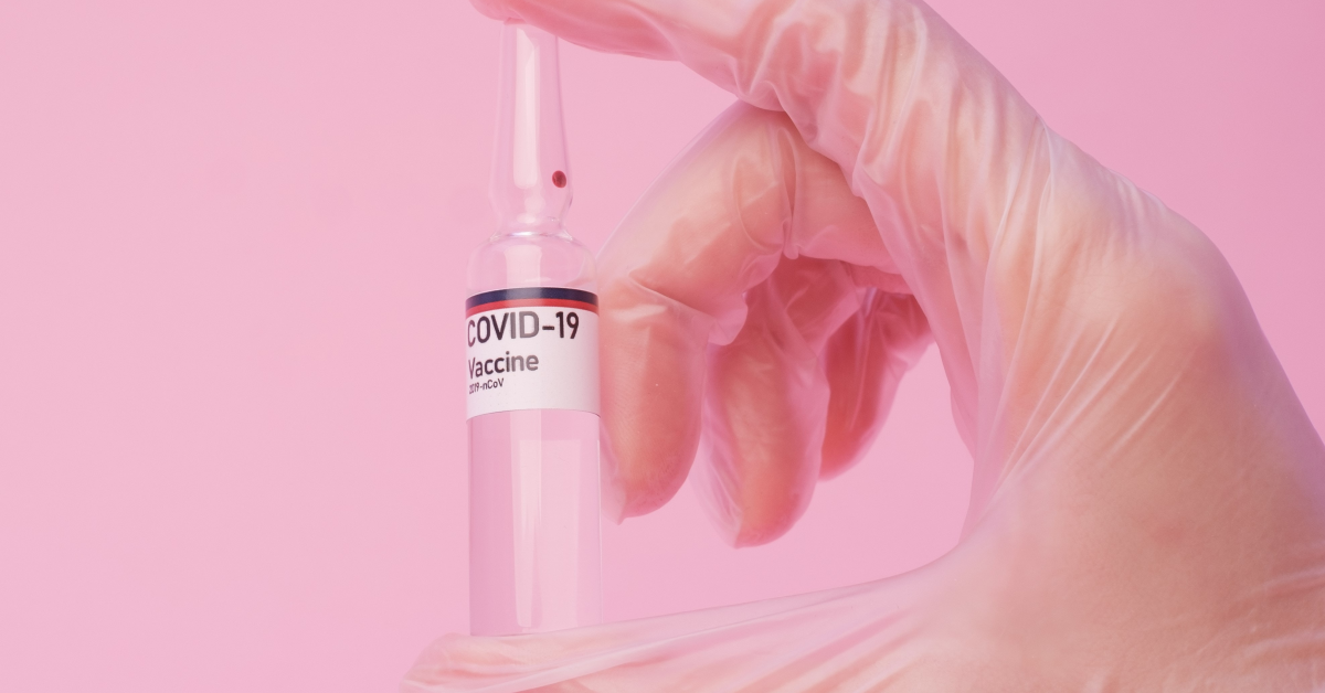 Profi a donat 10.000 de euro pentru achiziționarea unui autoturism cu cameră frigorifică pentru vaccinuri anti-Covid