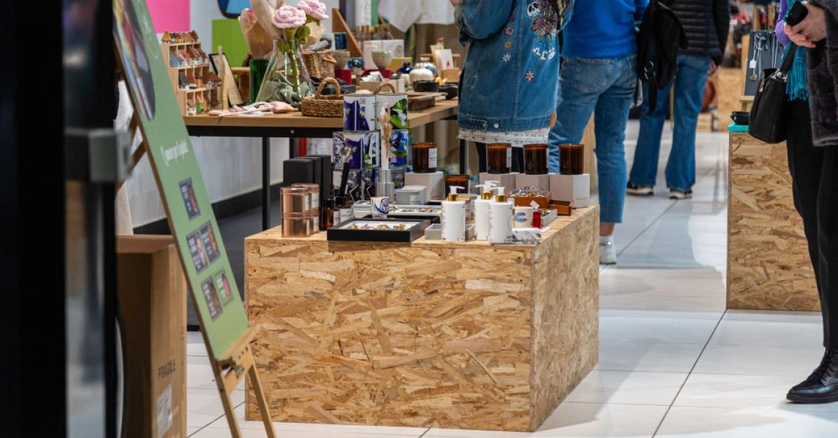 Proiectul temporar FactoryLab, magazinul cu produse românești din Promenada Mall, va fi deschis până în iunie