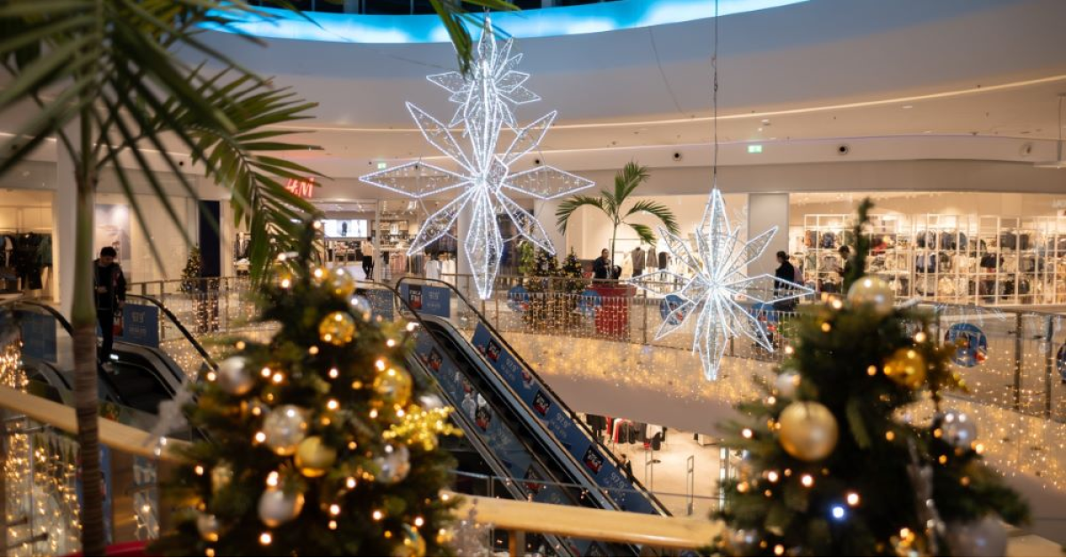 Sun Plaza aprinde luminițele de Crăciun și dă startul sezonului cu un concert