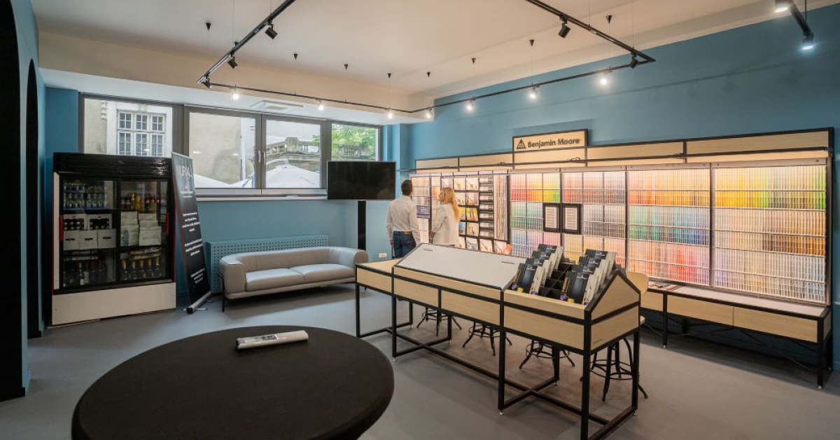 Murali Store a deschis cel mai mare showroom de vopsele decorative de lux din România, după o investiție de peste 100.000 euro