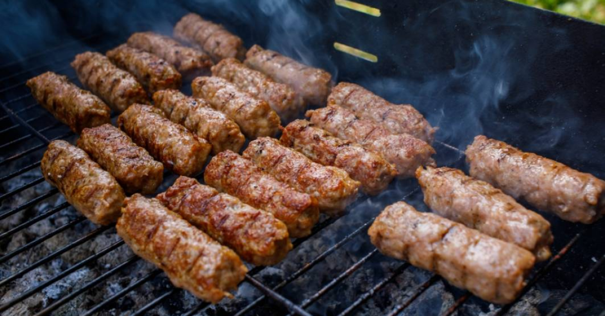 Micii rămân principala alegere a românilor de 1 Mai: cum arată topul preferințelor la Glovo