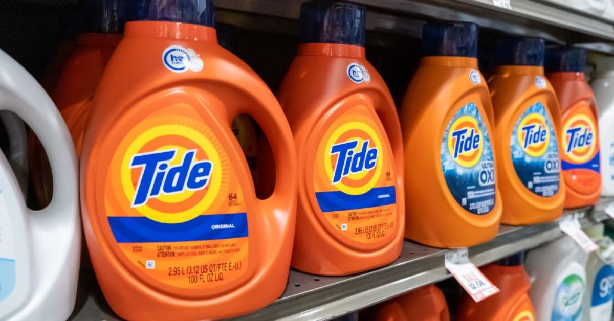 Procter & Gamble, producătorul detergentului Tide și al scutecelor Pampers, va da afară 7.000 de oameni, în următorii doi ani