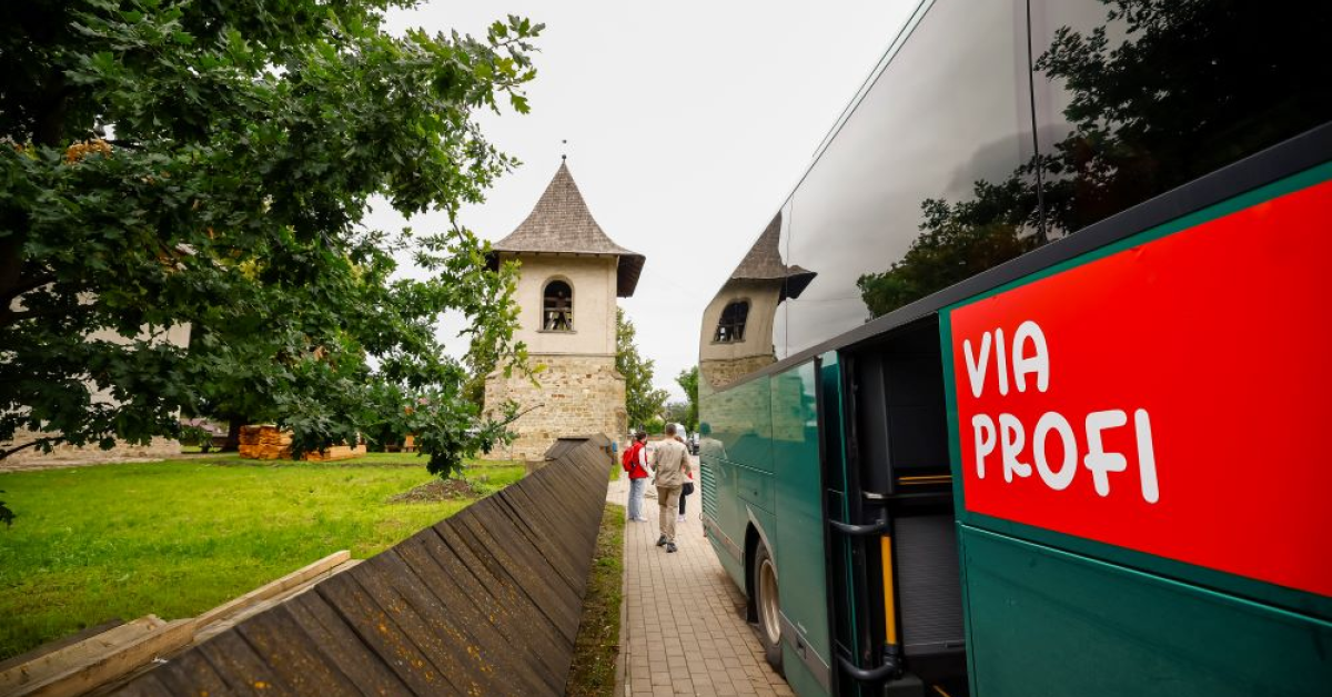 FOTOREPORTAJ | Din nou pe ruta producătorilor locali Via Profi: păstori de albine, lavandă, crame, fructe și dulcețuri 