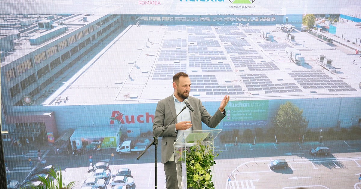 Retailerii vor să devină prosumatori: Aproape 30 de magazine Auchan și Leroy Merlin vor fi dotate cu panouri fotovoltaice