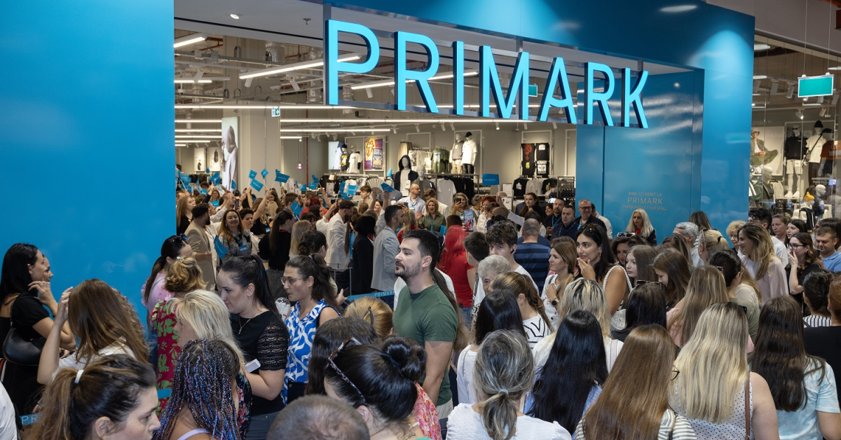 Al treilea magazin Primark din România a fost inaugurat: retailerul promite reduceri masive înainte de începerea anului școlar