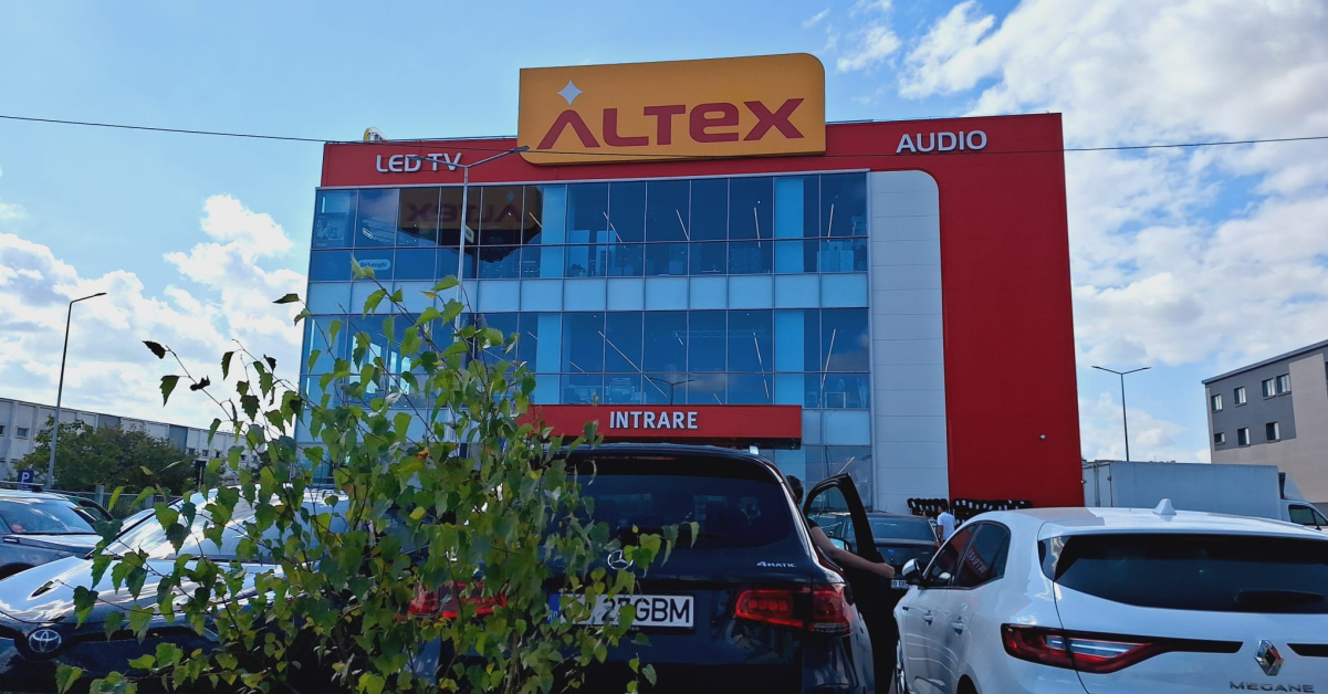 Black Friday în plin sezon estival. Altex, Media Galaxy și Brico Depot vin cu reduceri de până la 50%