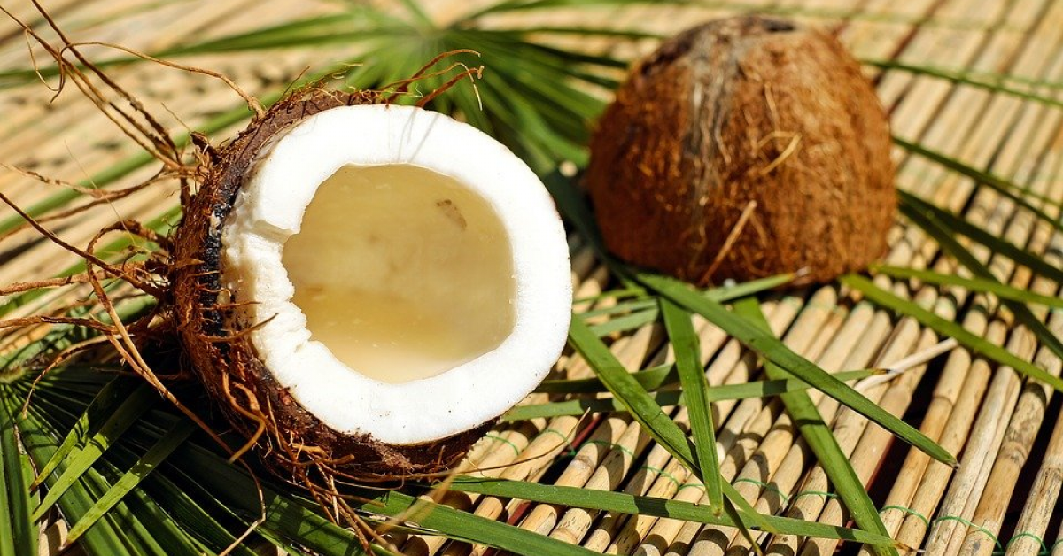 Cosmeticele cu ulei sau unt de cocos - beneficii naturale