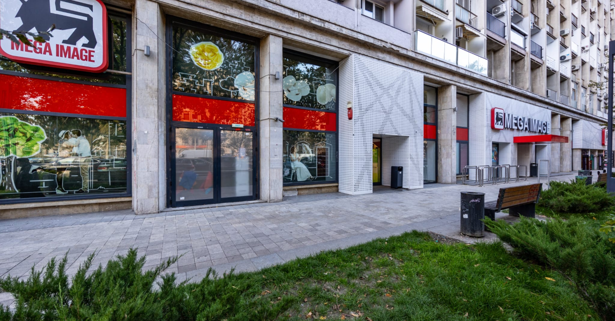 Încă o tranzacție uriașă în retail: magazinul Eva, unul dintre cele mai cunoscute din București, vândut pentru 8 milioane de euro