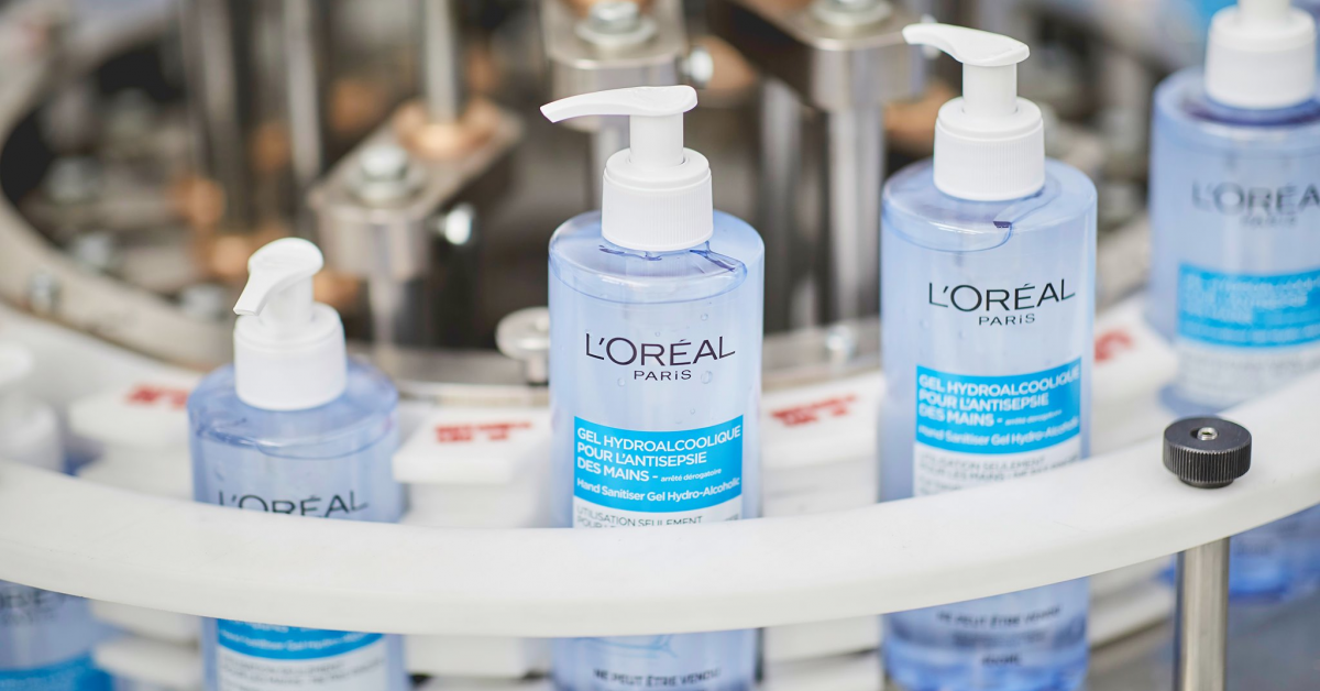 Strategia de sustenabilitate a L`Oreal pentru 2030: plastic reciclat și sistem de etichetare care arată impactul asupra mediului