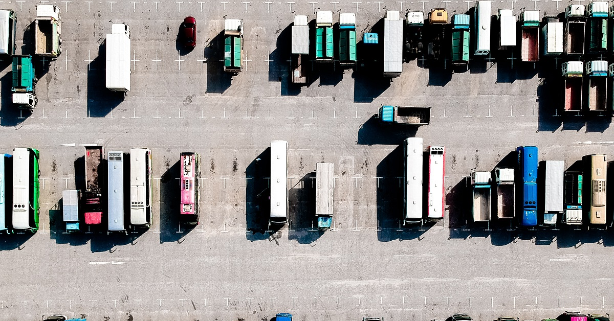 Un start-up clujean lansează prima bursă de transport digital de mărfuri din România