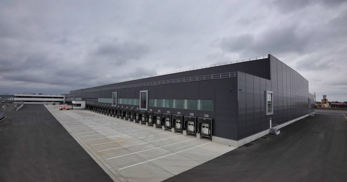 Lidl inaugureaza primul centru logistic din zona de Est a tarii