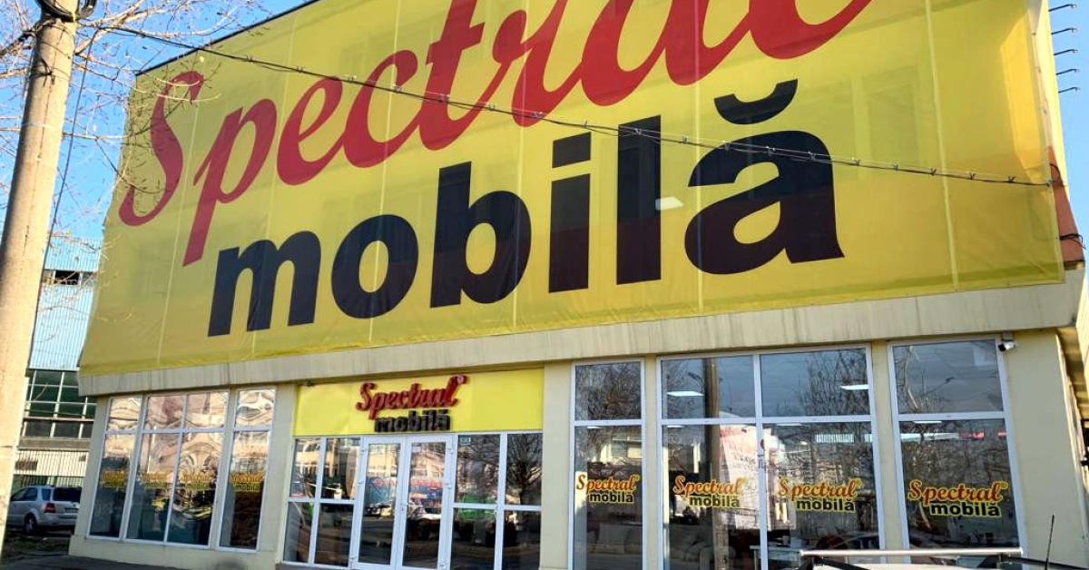 Spectral Mobilă a deschis în Oltenița primul magazin din acest an