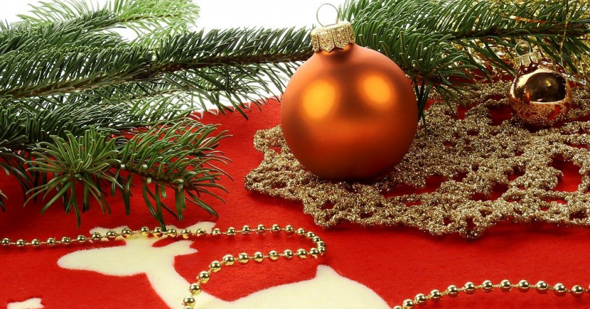 Ornamente pentru decorarea casei si a mesei de sarbatori