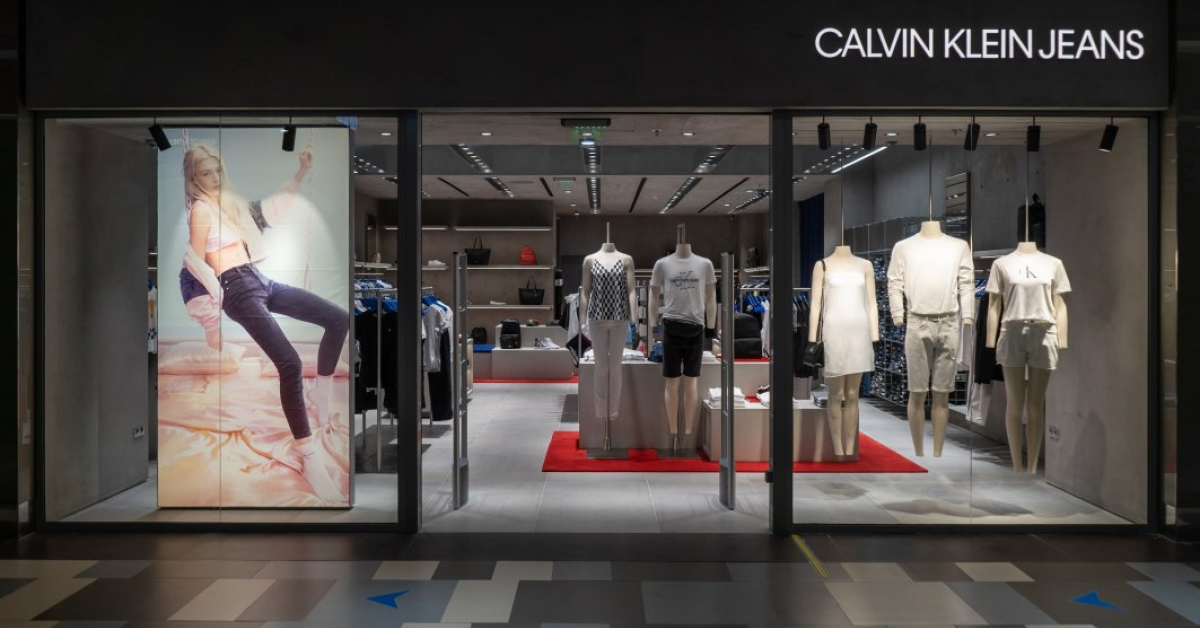Două noi locații de shopping, Calvin Klein Jeans și Calvin Klein Underwear, au fost deschise în România