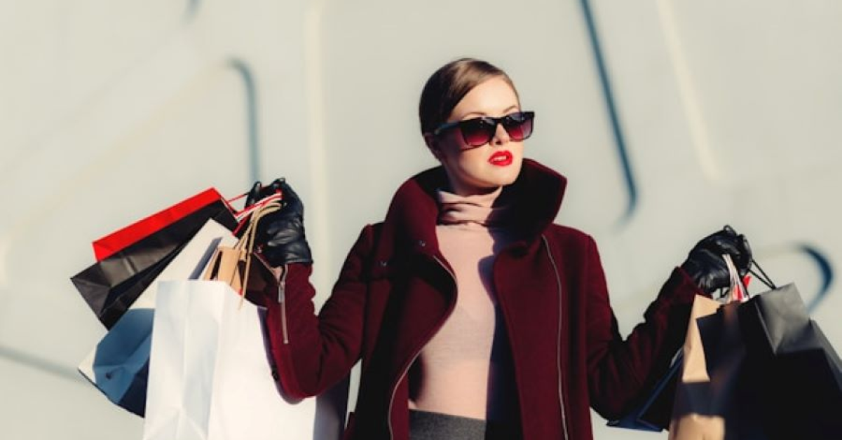 Black Friday 2025: Lista retailerilor care fac vâlvă cu reduceri masive