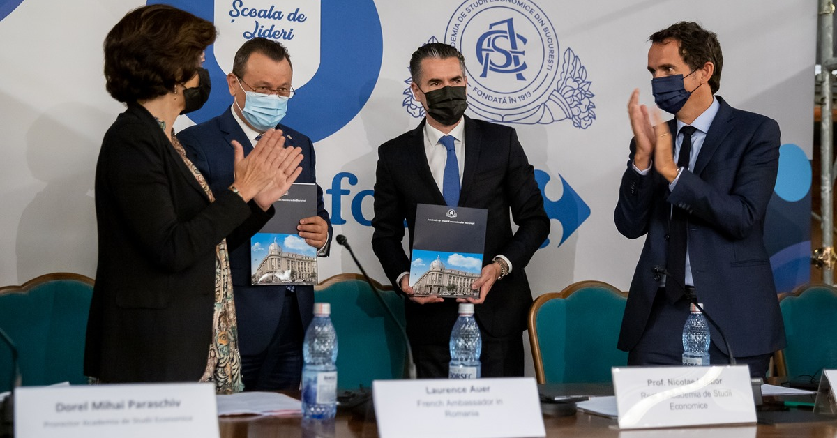 Carrefour lansează primul program din cadrul partneriatului cu Academia de Studii Economice din București, Școala de Lideri