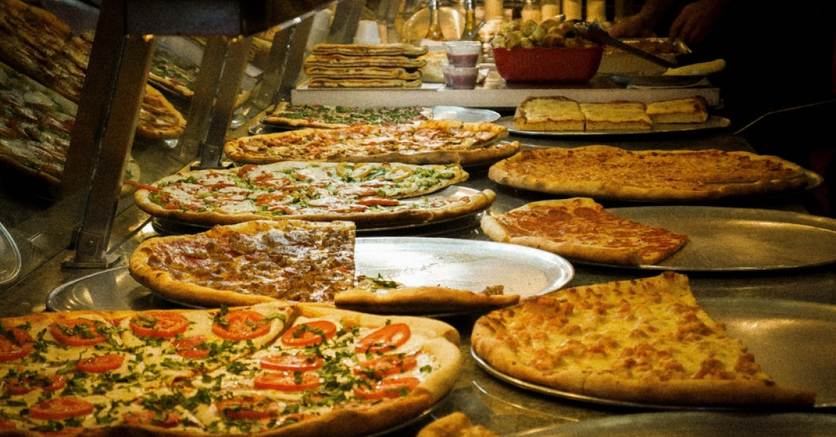 Orkla, producătorul local al Tomi și Ardealul, obține 75% din acțiunile lanțului de fast-food olandez New York Pizza