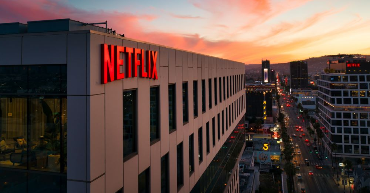 Netflix devine retailer. Ce plănuiește streamerul să vândă în magazinele Netflix House    