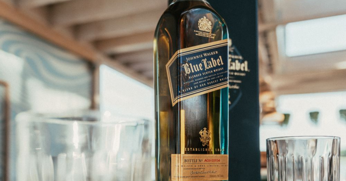 Johnnie Walker Blue Label lansează ediția limitată „Orașele viitorului”. Cum ar arăta lumea în secolul 23