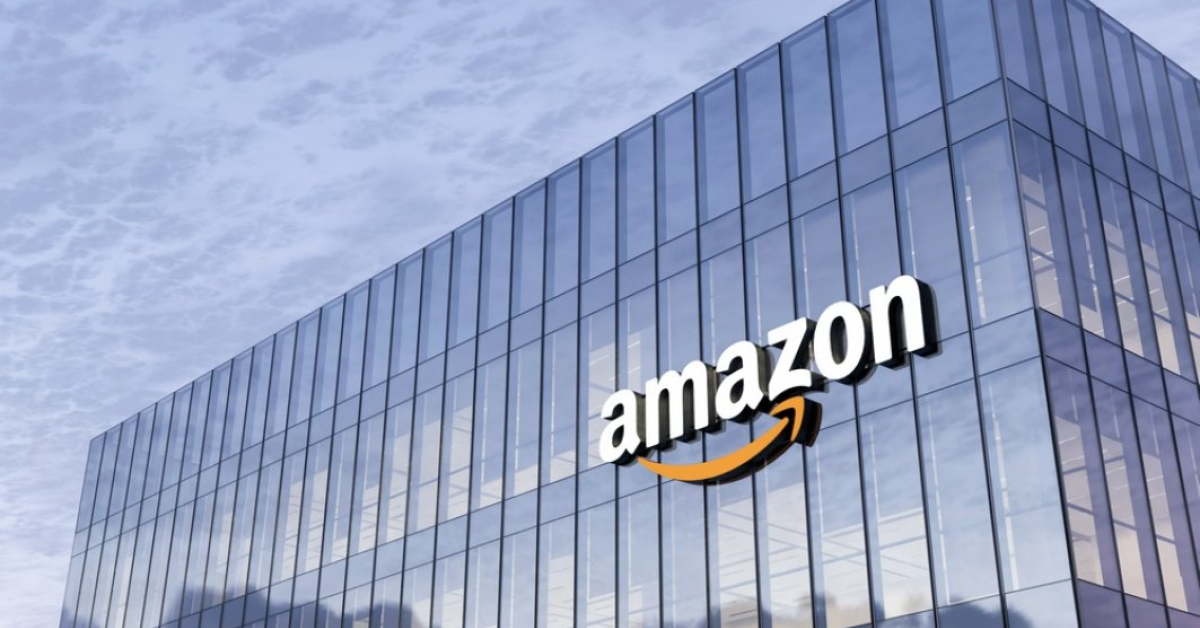 Amazon va pune în practică livrările coletelor cu ajutorul dronelor, în Europa, până la sfârșitul anului