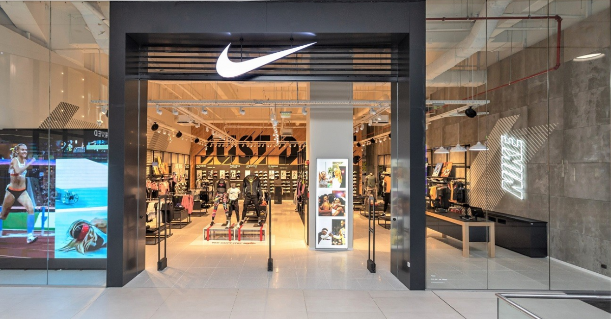 Nike a anulat 130 de milioane de comenzi ca urmare a închiderii fabricilor din Vietnam