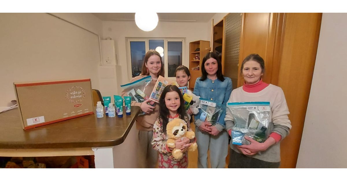 Avon România oferă 20.000 de dolari către UNICEF și alte 4 tone de produse de igienă persoanelor afectate de războiul din Ucraina