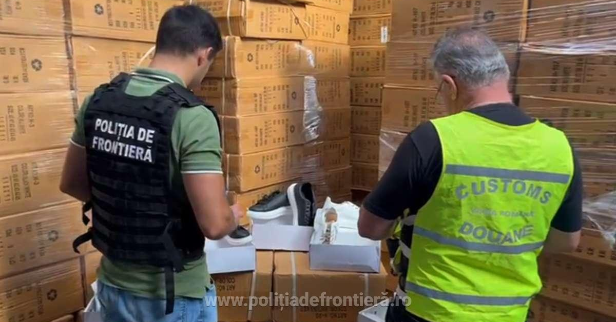 Încă un transport uriaș de încălțăminte contrafăcută, oprit în Portul Constanța. Ce valoare avea marfa