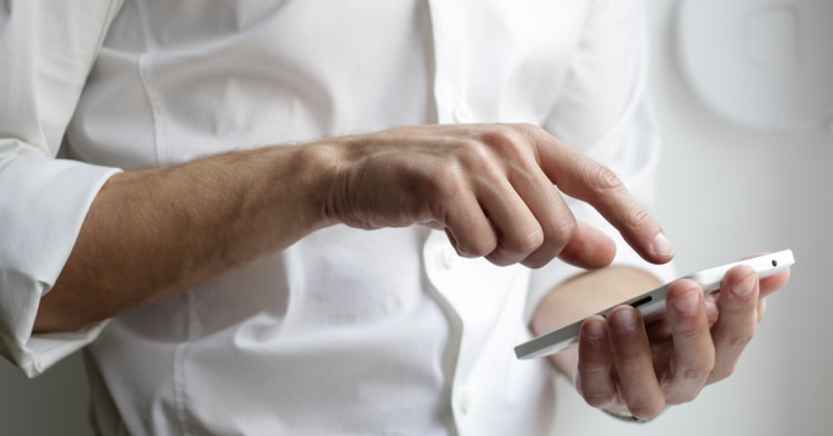 Furnizorii marilor retaileri își pot încasa pe loc facturile emise, beneficiind de parteneriatul încheiat între Instant Factoring și Expert Software