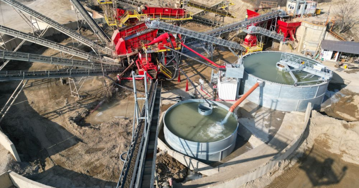 Holcim, investiție de peste 450.000 euro în reciclarea apei la stația de agregate Stăncești, Prahova