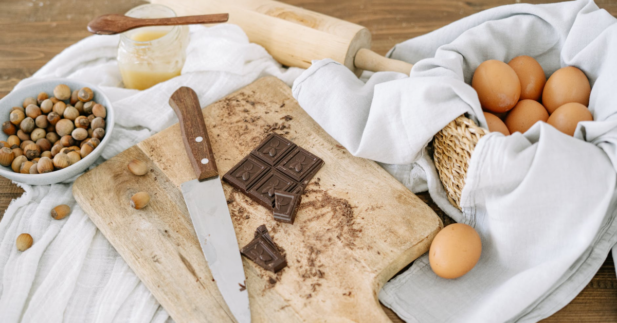 Tranzacție pe piața ciocolatei: Mondelez preia Hu, brand premium de gustări sănătoase 
