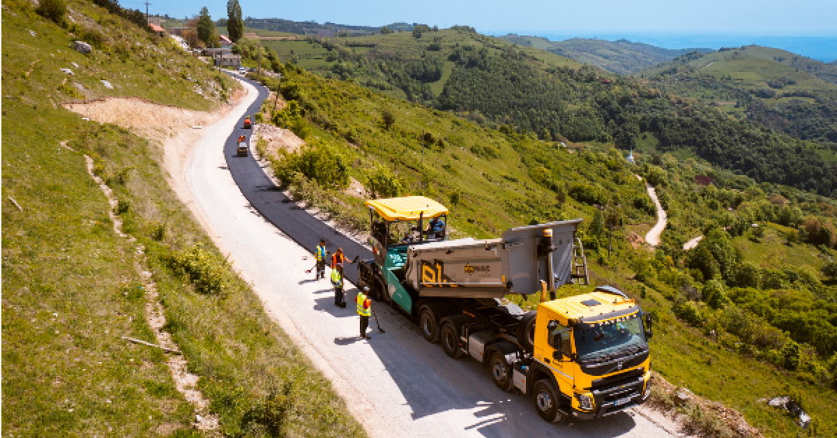 Elis Pavaje a început lucrările pentru Transalpina de Apuseni. Cât timp va dura reabilitarea și modernizarea drumurilor 