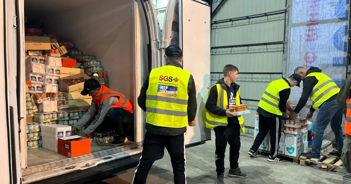 Kaufland și Fabrica de Fapte Bune donează 22 de tone de alimente pentru refugiații ucraineni