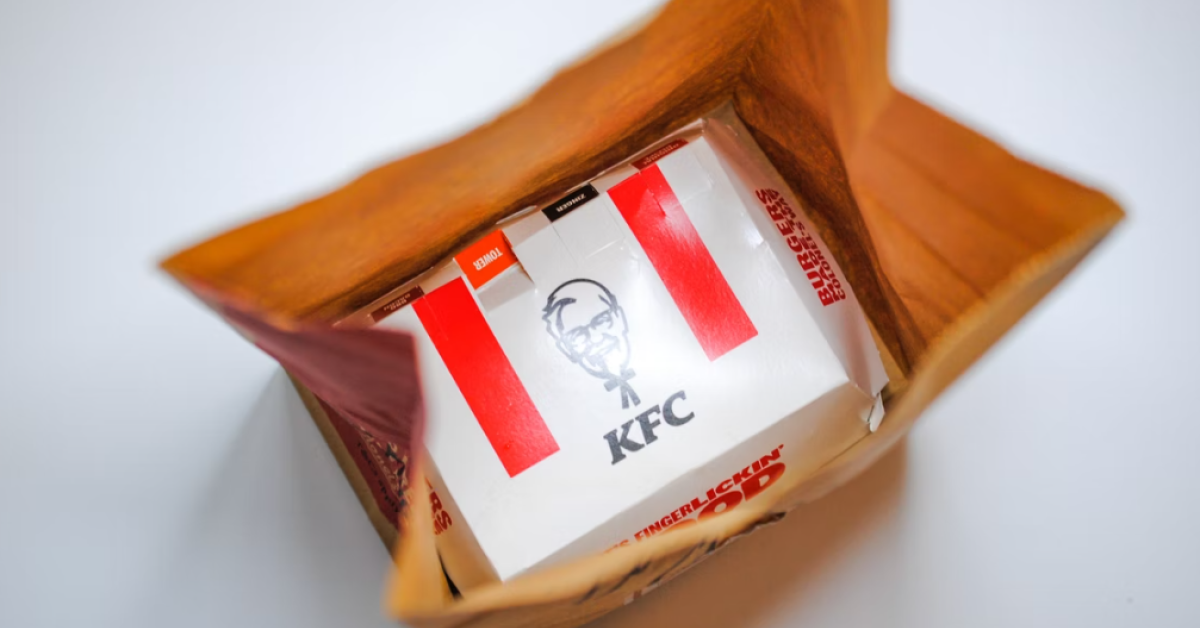 Sphera, care deține KFC, Taco Bell și Pizza Hut, donează 30.000 euro și 10.000 de meniuri pentru susținerea persoanelor afectate de criza din Ucraina