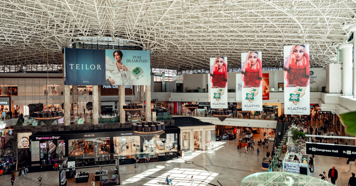 Mall-ul care dă înapoi turiștilor străini TVA-ul cumpărăturilor făcute